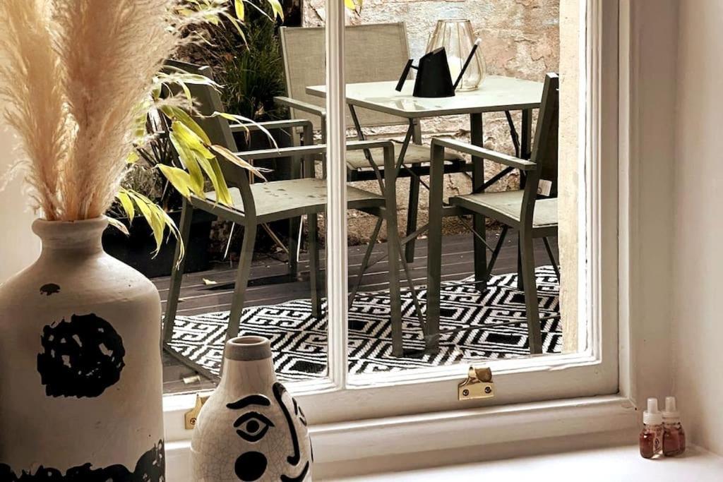 Courtyard Garden, Beautifully Finished Flat - Ba1 Lejlighed Bath Eksteriør billede